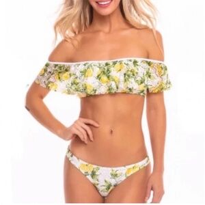 🪞 NWT SET ruffle trim citrus lemon print crochet women’s bikini set